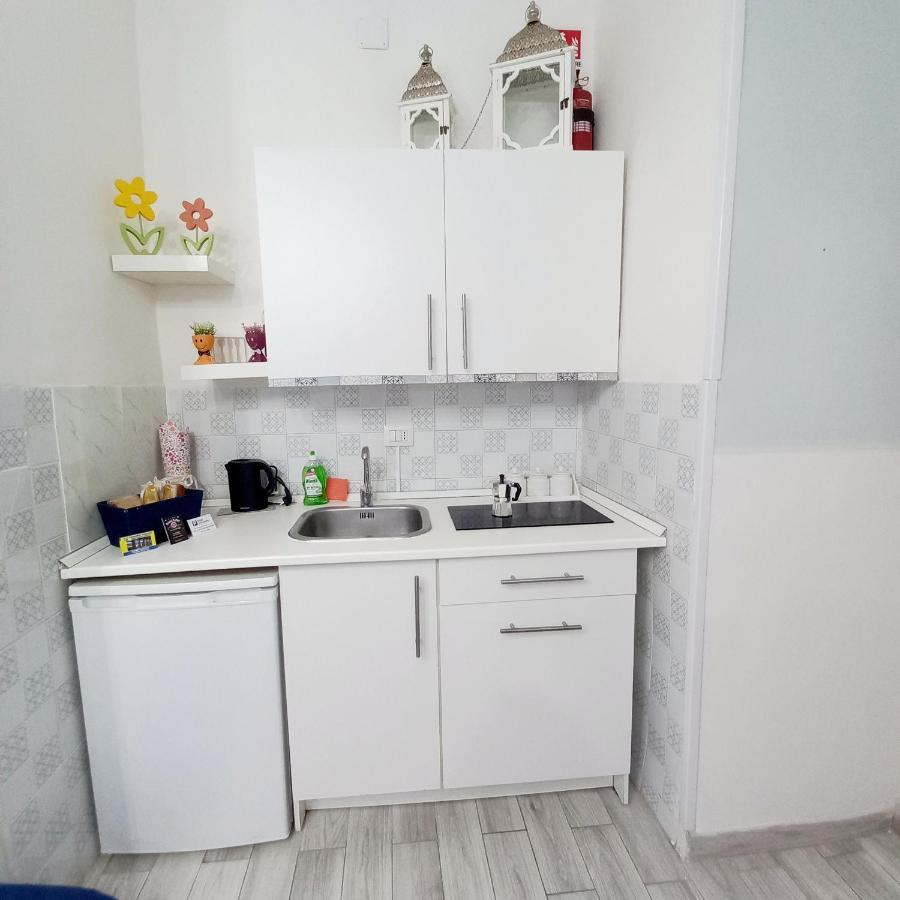 Piccola Partenope Napels Buitenkant foto